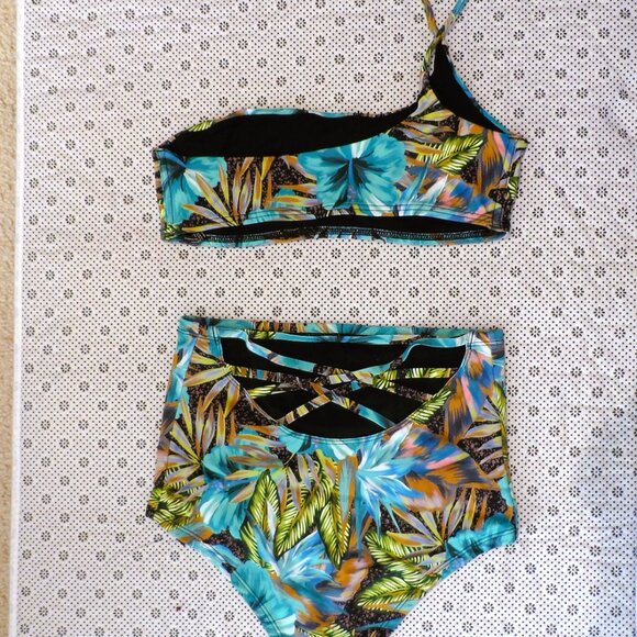 Urban outfitters -Swimsuit tropical design size S - Picture 1 of 3